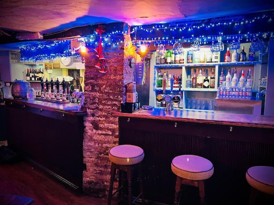 Bear inn Bisley  Exterior foto